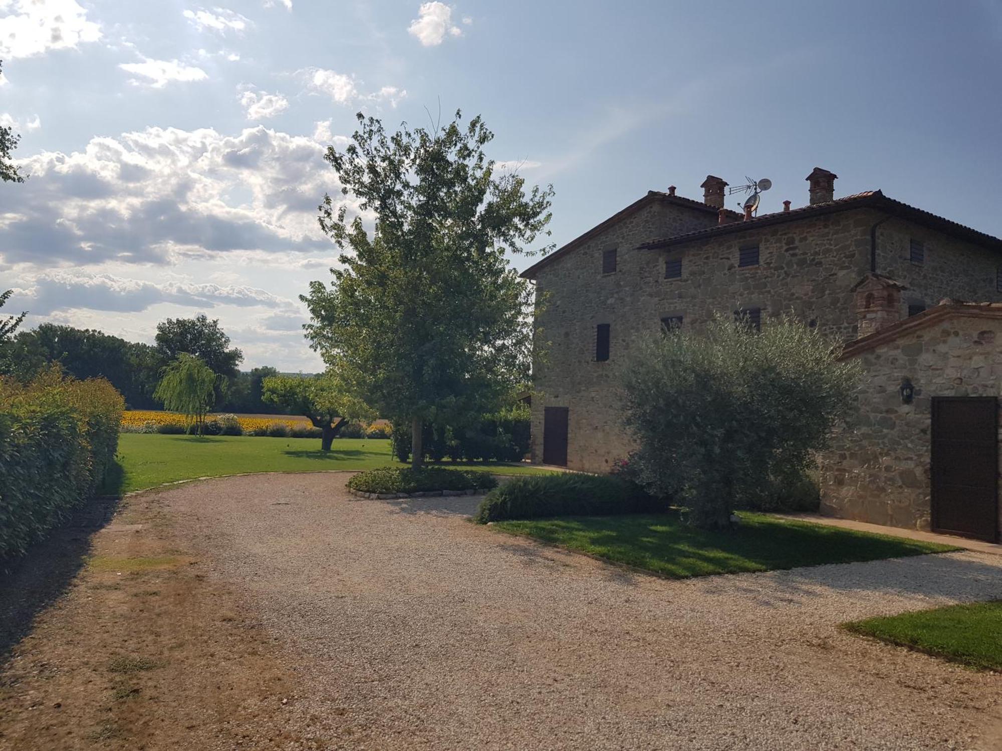 Agriturismo Villa Al Piano Todi Exteriér fotografie